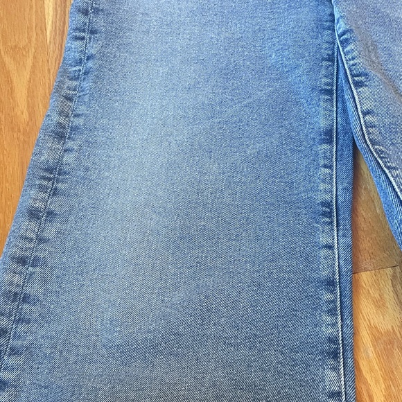 AG SAIGE WIde Leg Crop Blue High Rise Flare Jeans - Picture 14 of 15